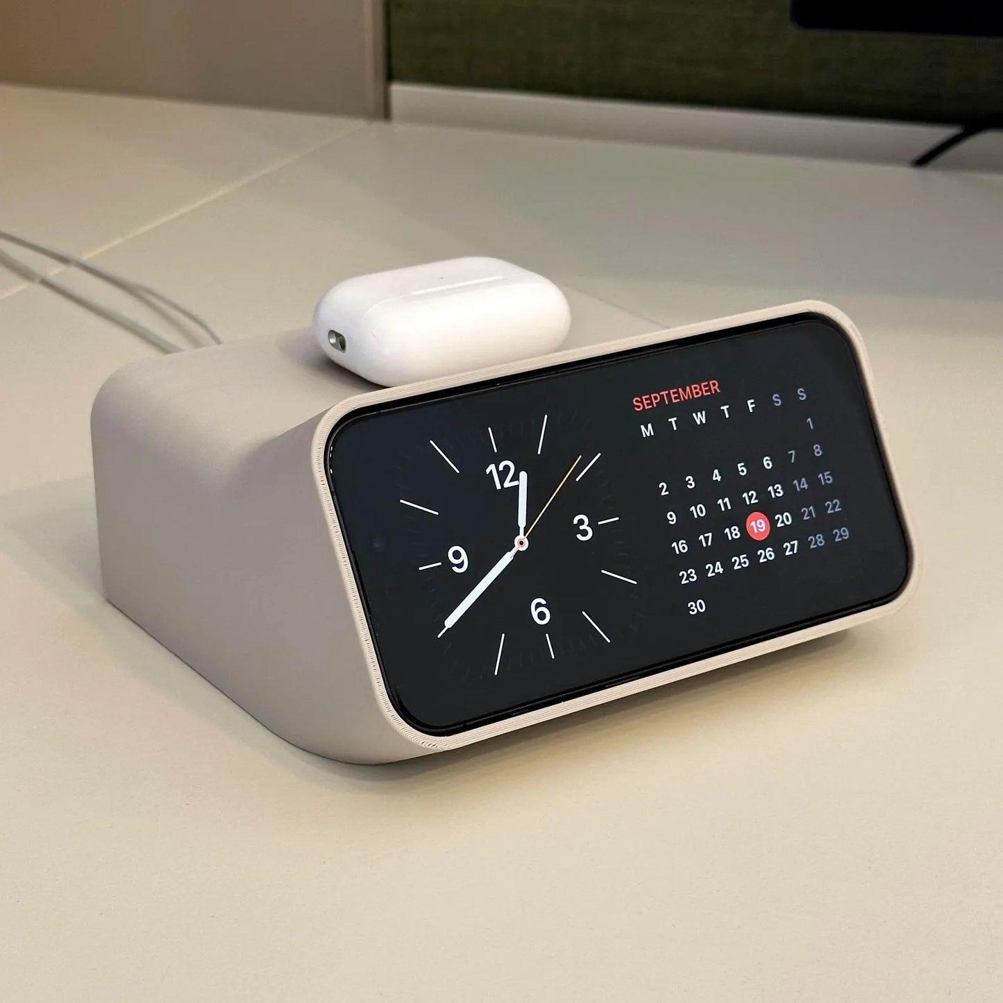 Standby MagSafe Phone Dock