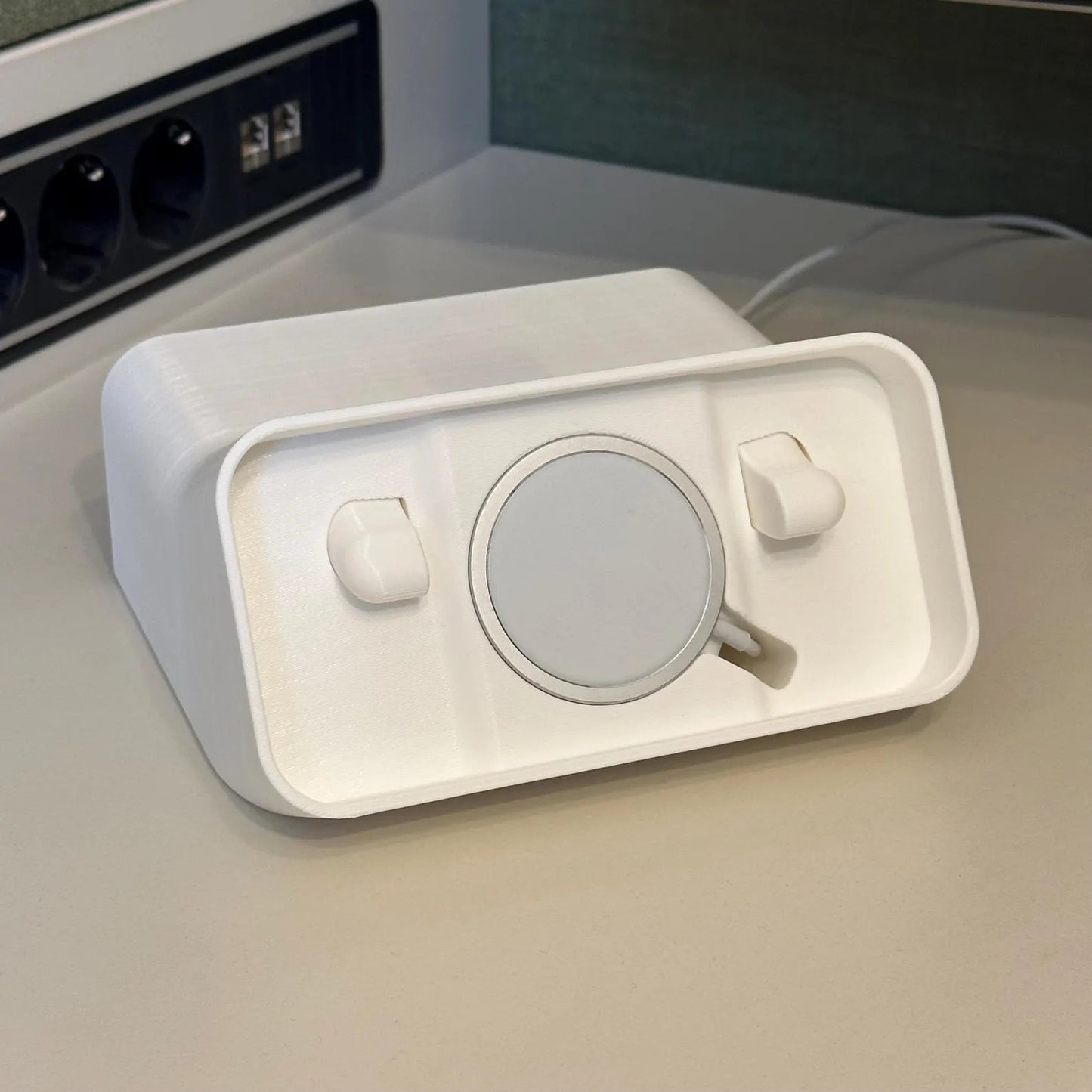 Standby MagSafe Phone Dock