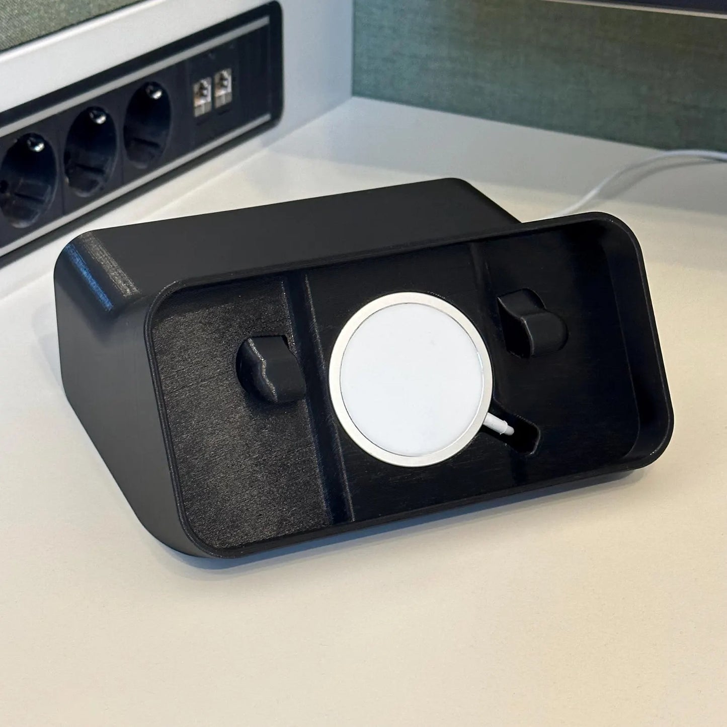 Standby MagSafe Phone Dock